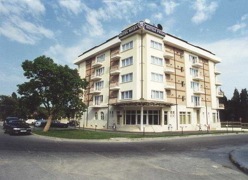 Apartcomplex Ritza St Constantin et Helena Extérieur photo