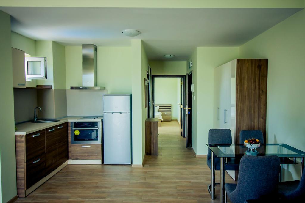 Apartcomplex Ritza St Constantin et Helena Extérieur photo
