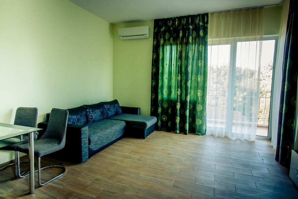 Apartcomplex Ritza St Constantin et Helena Extérieur photo