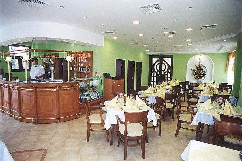 Apartcomplex Ritza St Constantin et Helena Extérieur photo