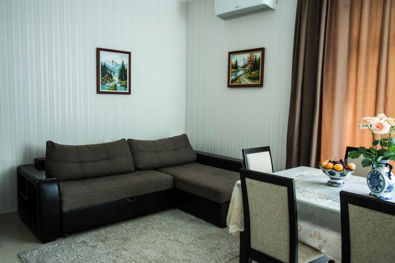 Apartcomplex Ritza St Constantin et Helena Chambre photo